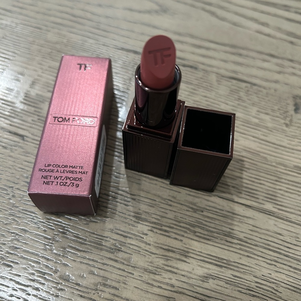 Tom Ford Brown Lipstick Makeup